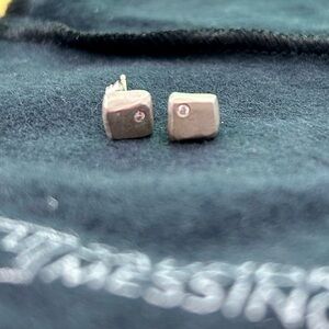 Saundra Messinger Sterling Sliver w/Diamond Studs